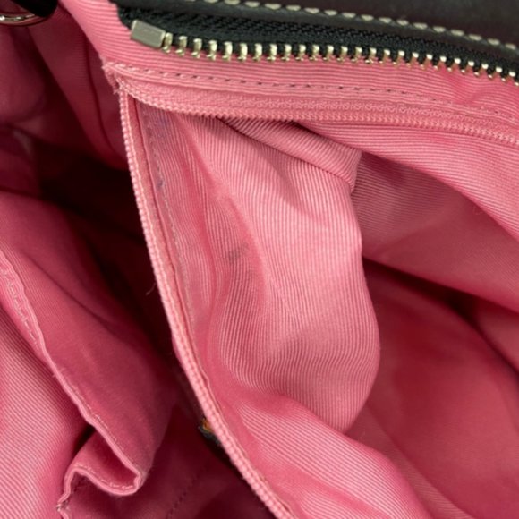 Meet your Posher, Sally - Picture 2 of 9